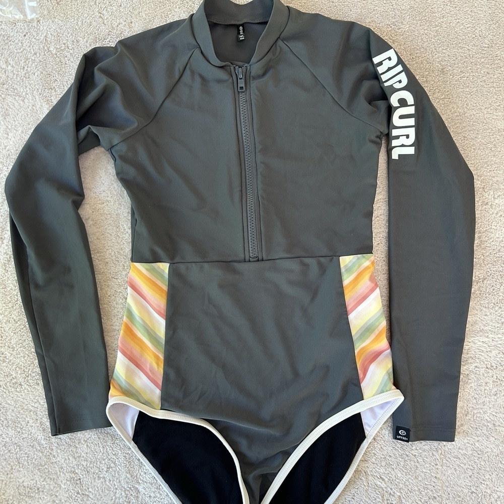 Rip Curl Girls Long Sleeve Swim Suit Rash Guard Sz Large 14 NWOT Gray W/Stripes